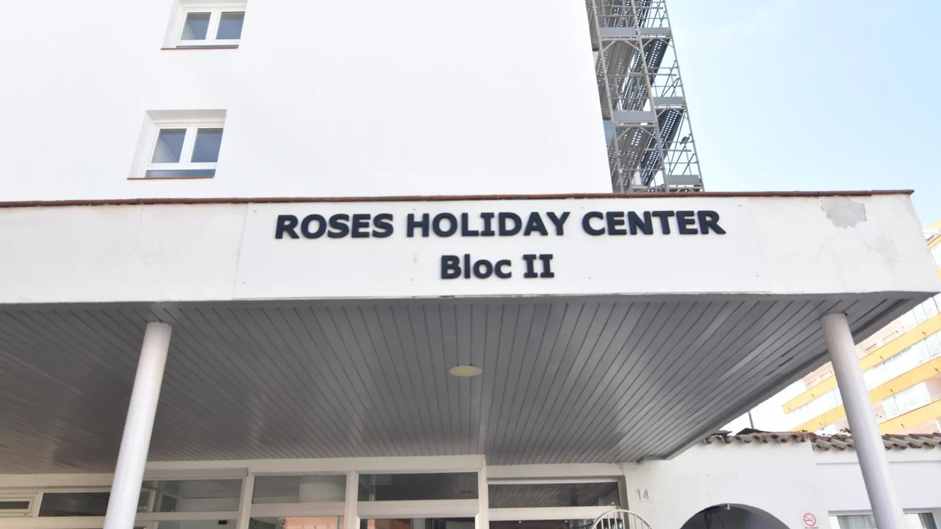 Rnet - Rhc 2101 Roses Holiday Center 0*,  Spain